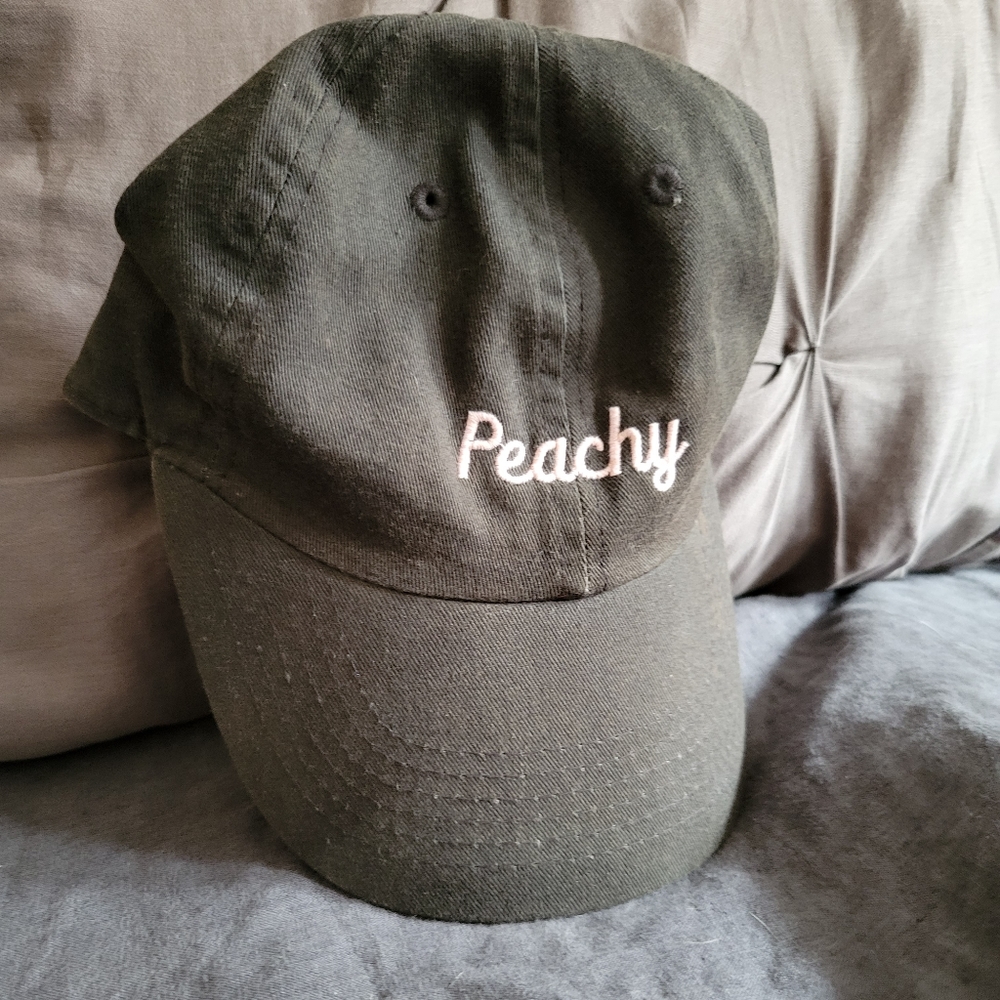 Black embroidered hat
